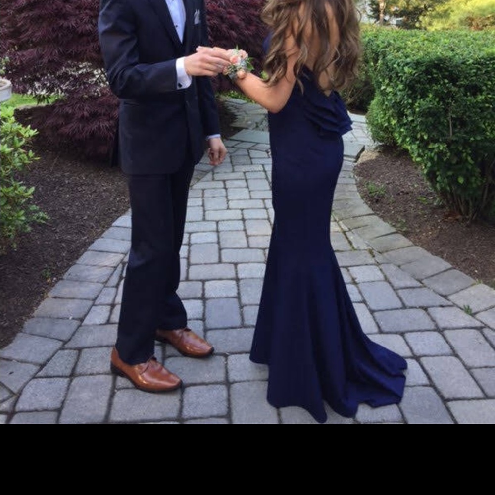 super cute prom dress